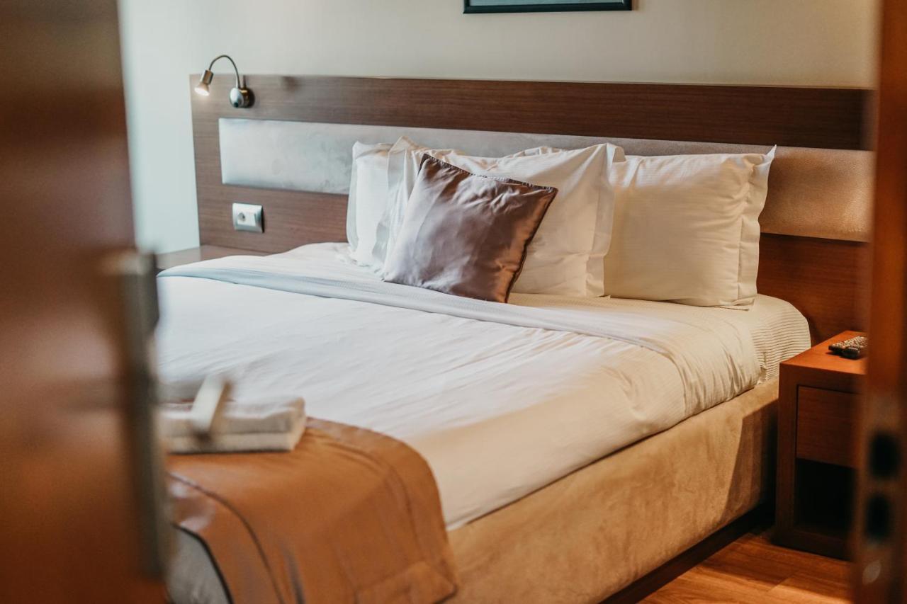 Center Hotel Gjirokastër 外观 照片