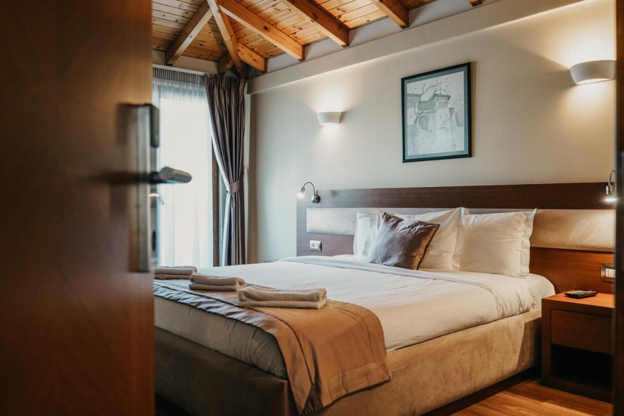 Center Hotel Gjirokastër 外观 照片